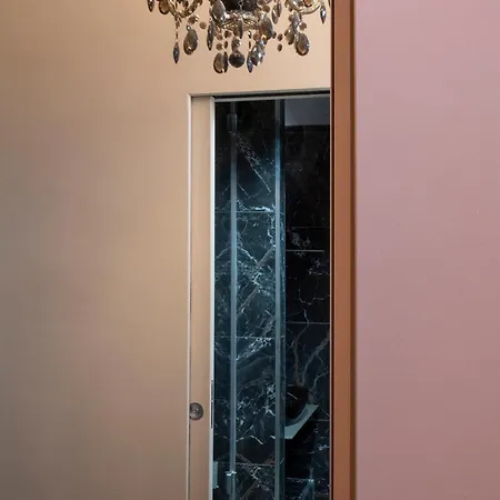 Colonna Collection Rom